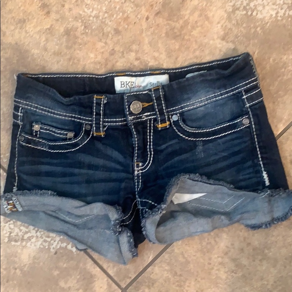 BKE from buckle. “Stella” short. Size 26